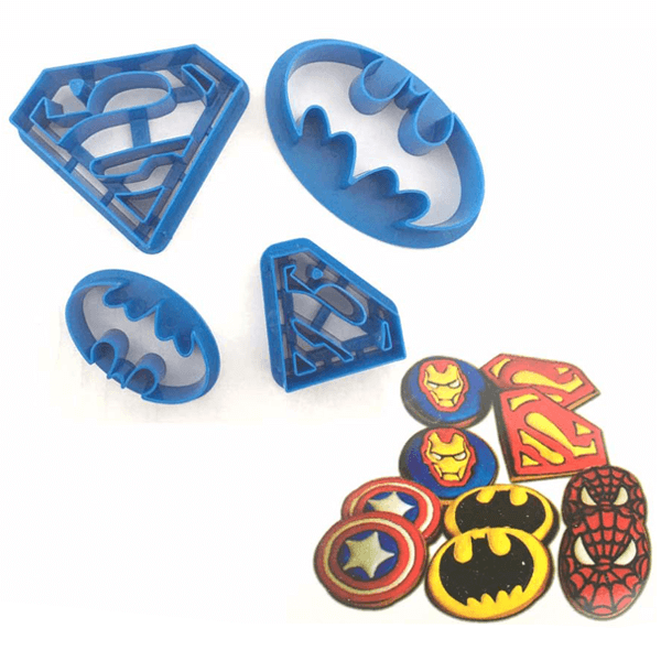 Batman & Superman Cookie & Fondant Cutter 4pcs