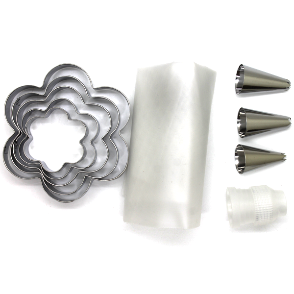 Cake Decorating Tips, Bags and Cutter Flower